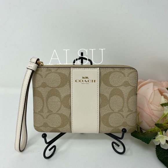 Coach Handbags - Coach Corner Zip Wristlet Wallet Le Light Khaki